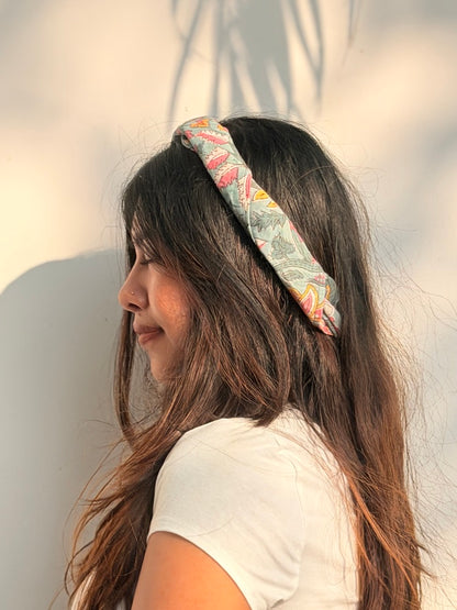 Saanjh - Hand Block Printed White Head Scarf